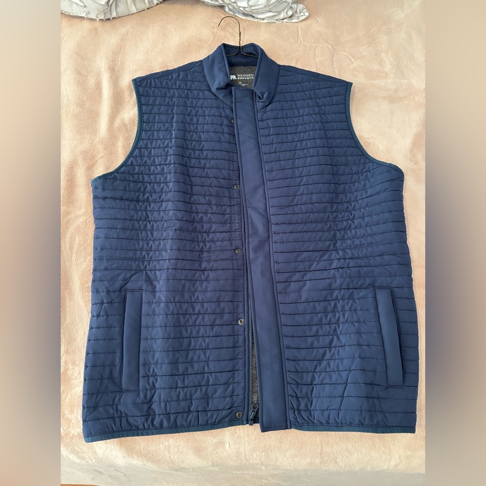NWOT Onward Reserve Arven Vest in Navy Blue size XL